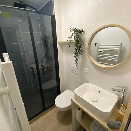 Apartment Entierement Refait A Neuf - 170