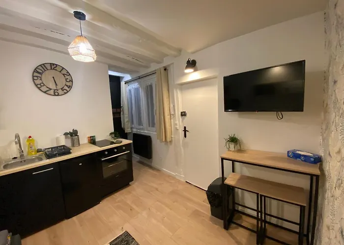 Entierement Refait A Neuf - 170 Apartment *